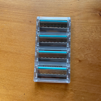 Saver Shaver Club 4 Blade Razor